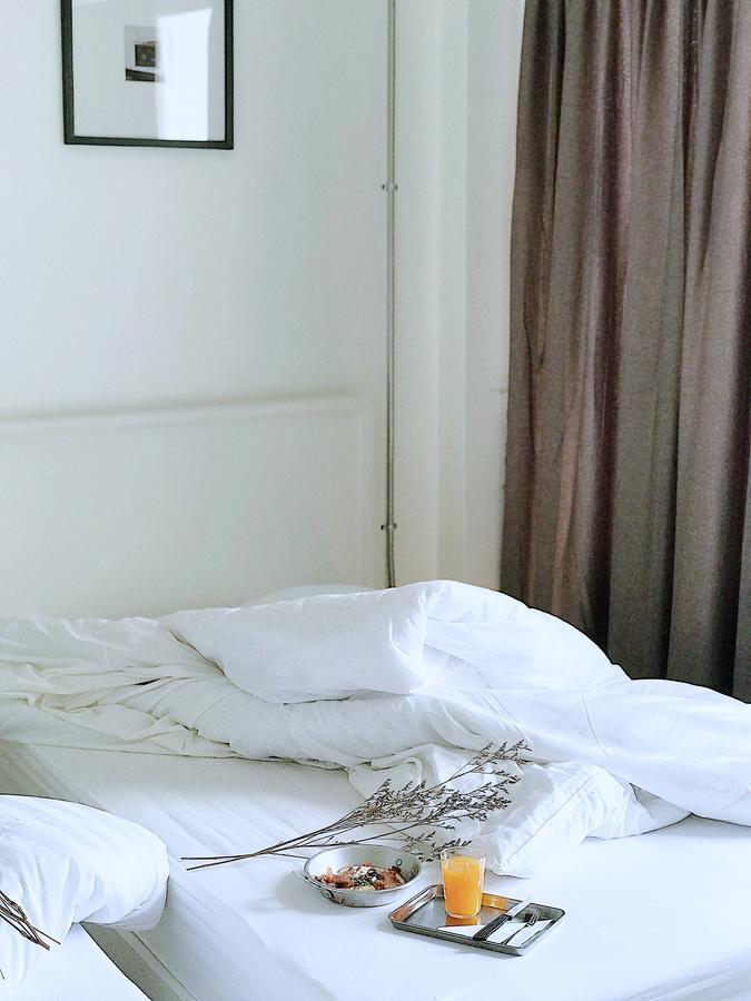 แฟลต ไวต์ คาเฟ x พอชเทล Hostel ลำปาง ภายนอก รูปภาพ